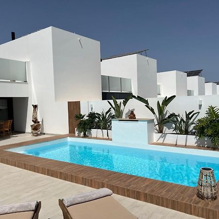 לאחארס Villa Luna מראה חיצוני תמונה