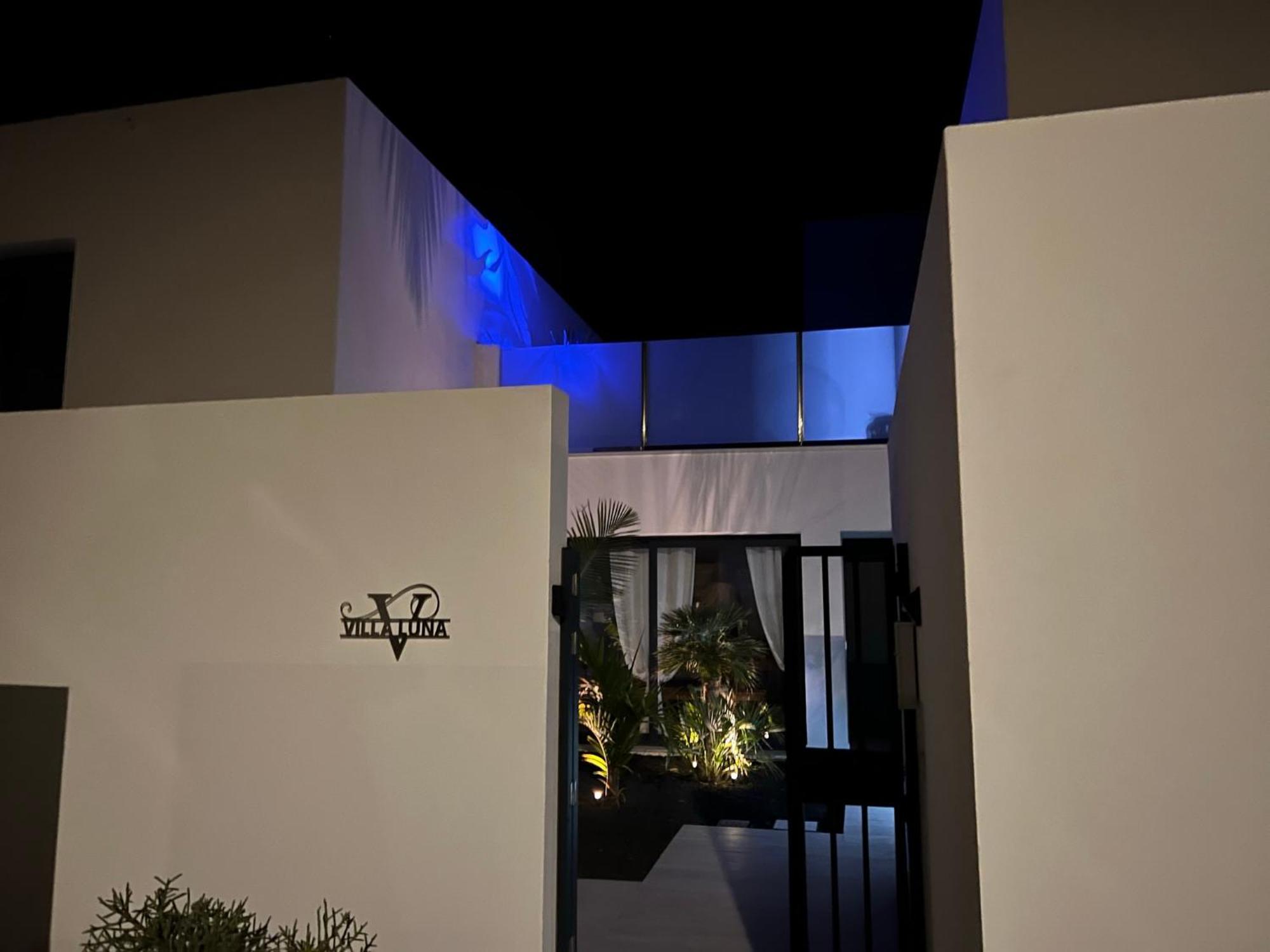 לאחארס Villa Luna מראה חיצוני תמונה