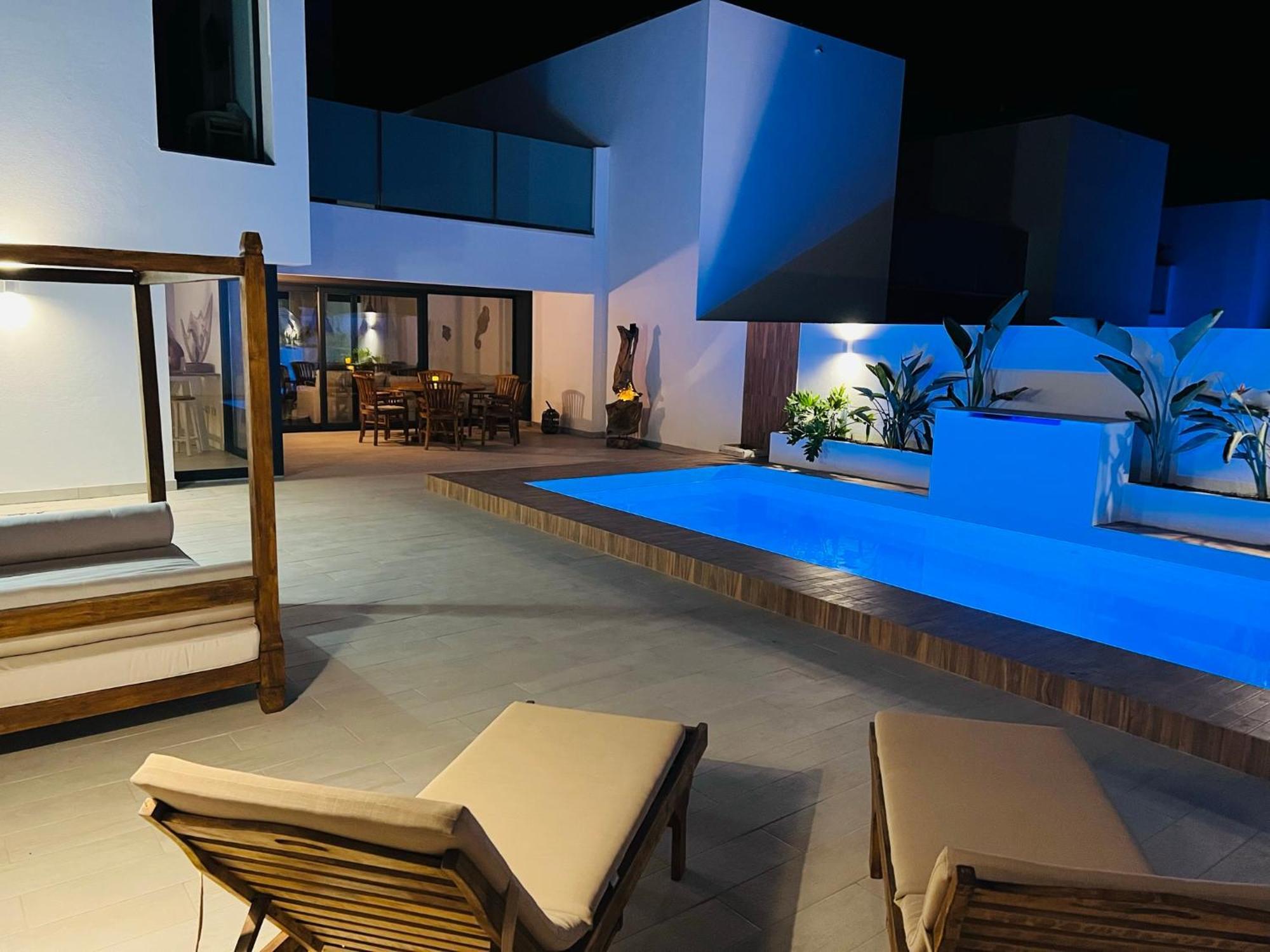 לאחארס Villa Luna מראה חיצוני תמונה