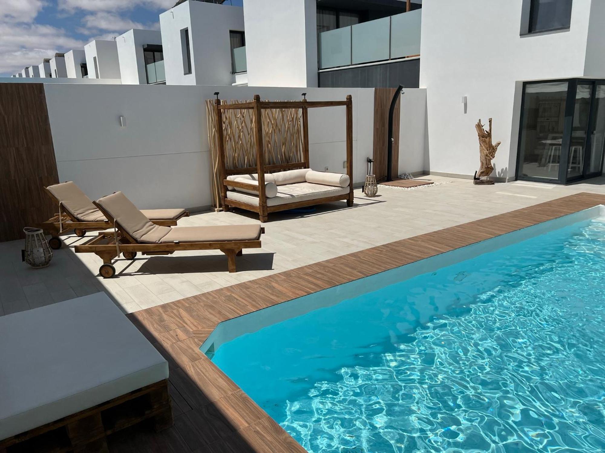 לאחארס Villa Luna מראה חיצוני תמונה